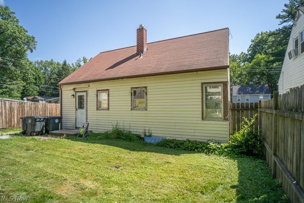 432 Kathleen Street Akron OH 44303
