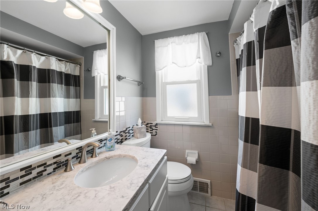 1244 W Miner Road Mayfield Heights OH 44124