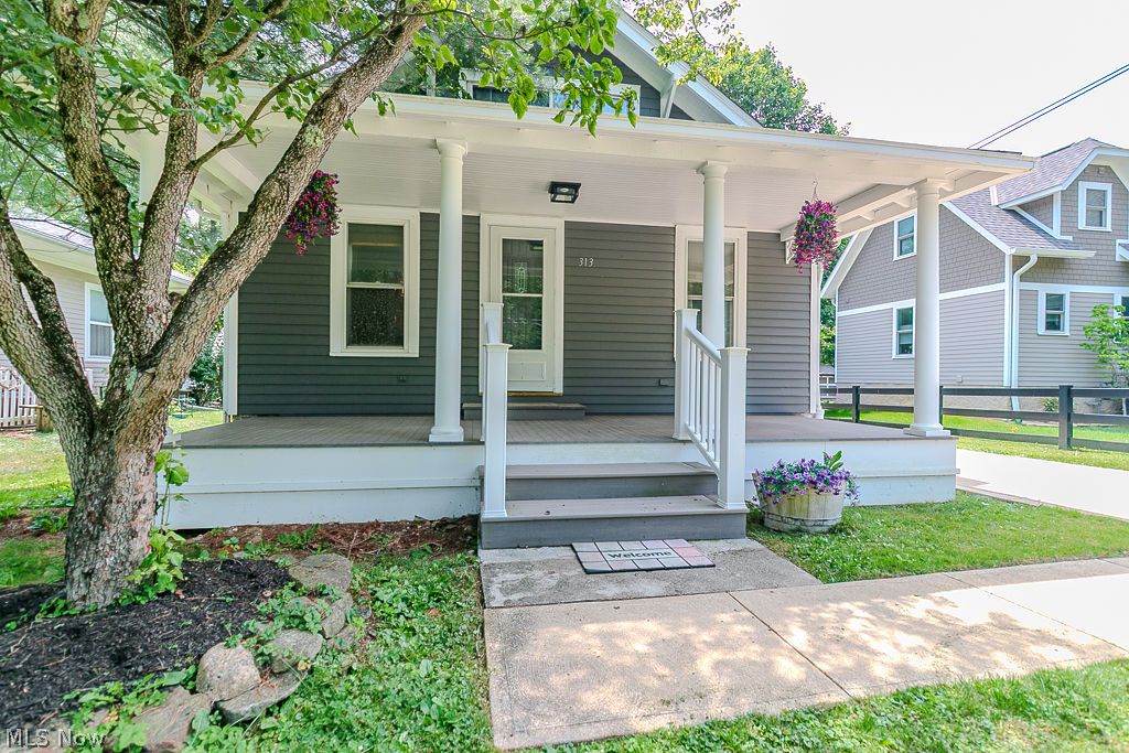 313 Miles Road Chagrin Falls OH 44022