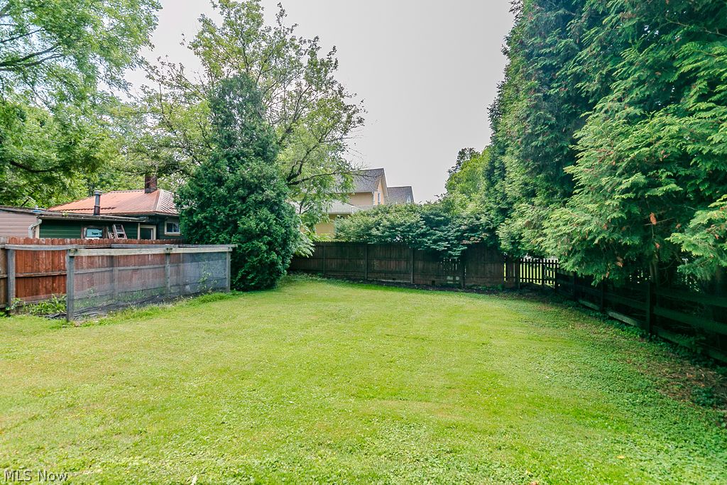 313 Miles Road Chagrin Falls OH 44022