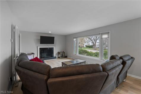 23650 Shelburne Road Shaker Heights OH 44122