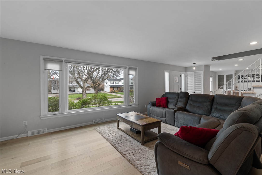 23650 Shelburne Road Shaker Heights OH 44122