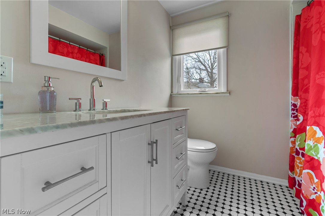 23650 Shelburne Road Shaker Heights OH 44122