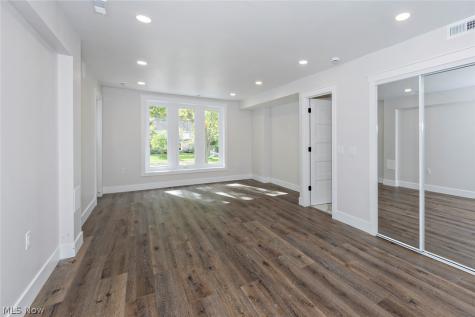 20601 Shelburne Road Shaker Heights OH 44122