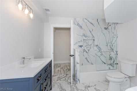 20601 Shelburne Road Shaker Heights OH 44122