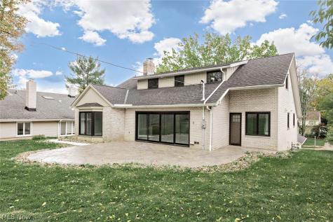 20601 Shelburne Road Shaker Heights OH 44122