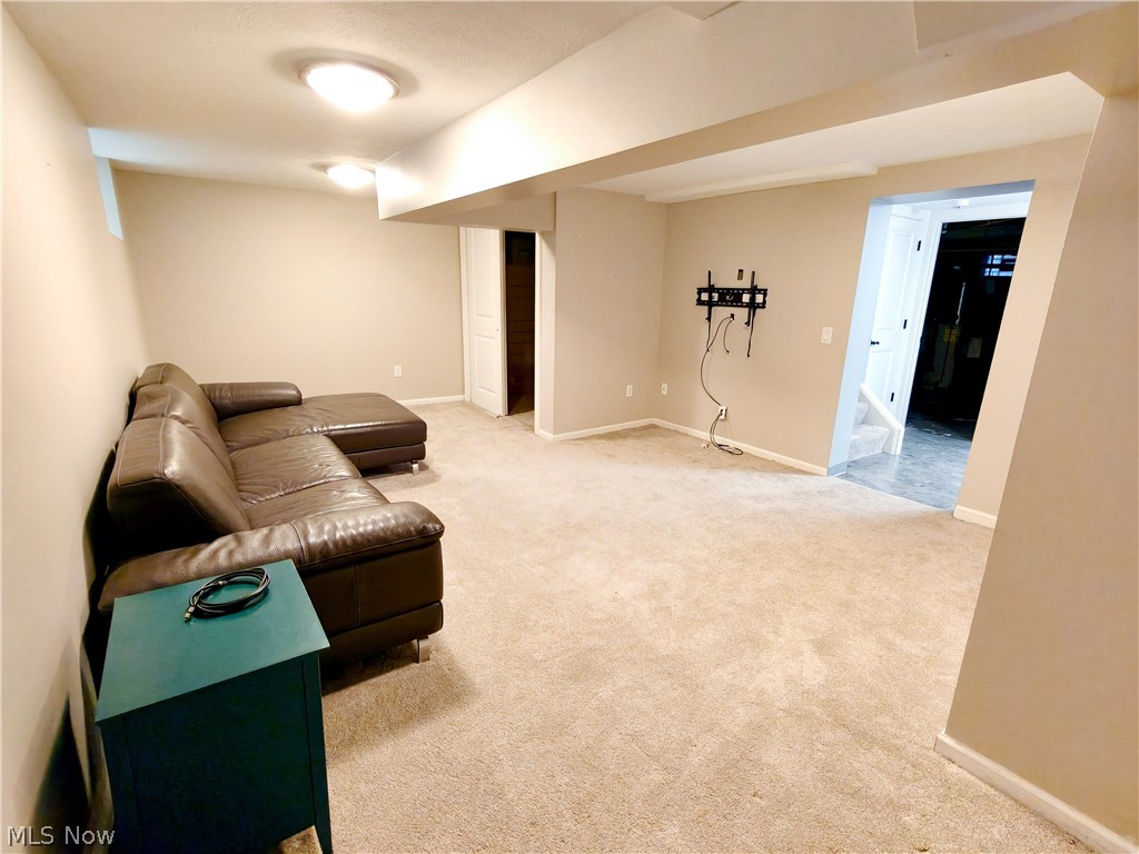 18421 Lynton Road Shaker Heights OH 44122