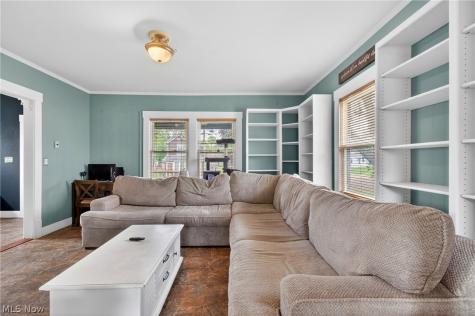 1120 Borden Avenue SW Massillon OH 44647
