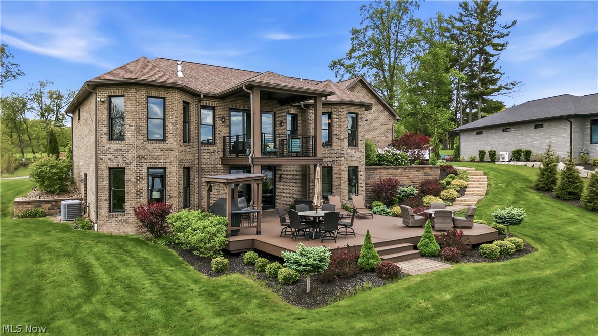 147 Heron Bay Drive Poland OH 44514