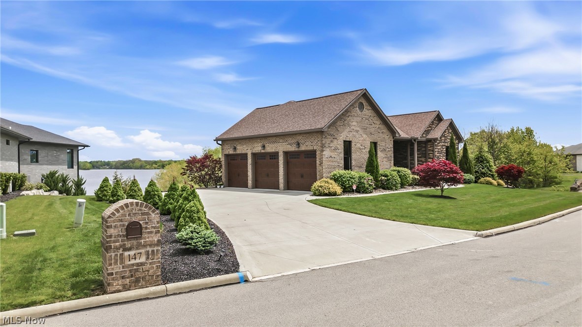 147 Heron Bay Drive Poland OH 44514