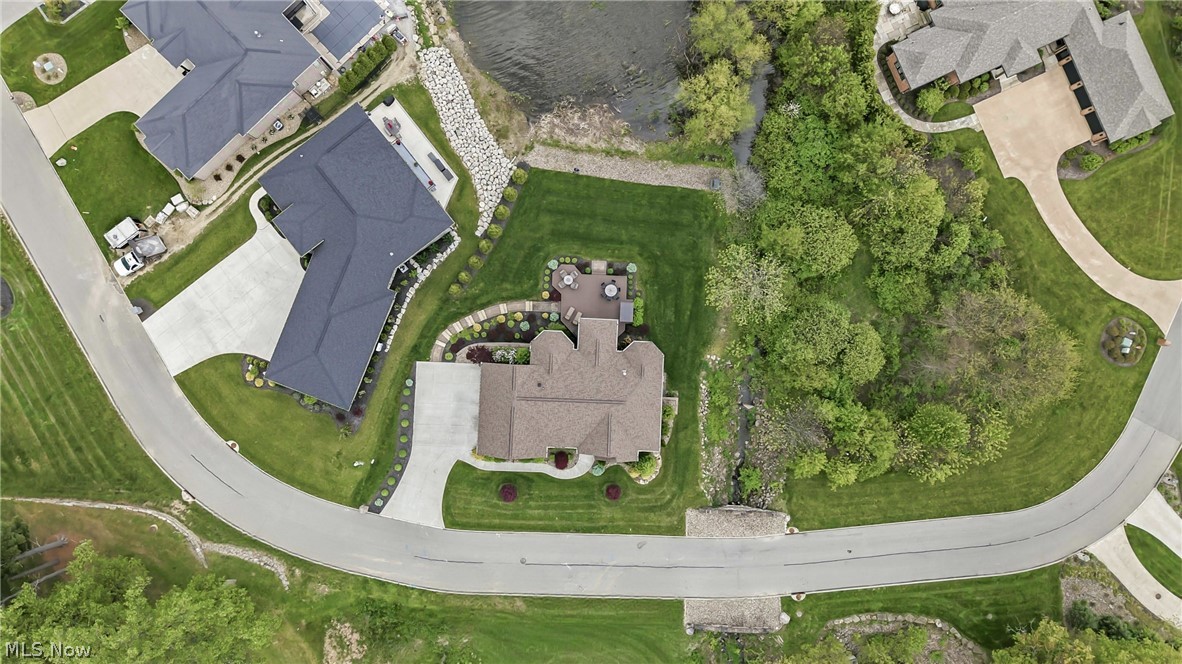 147 Heron Bay Drive Poland OH 44514
