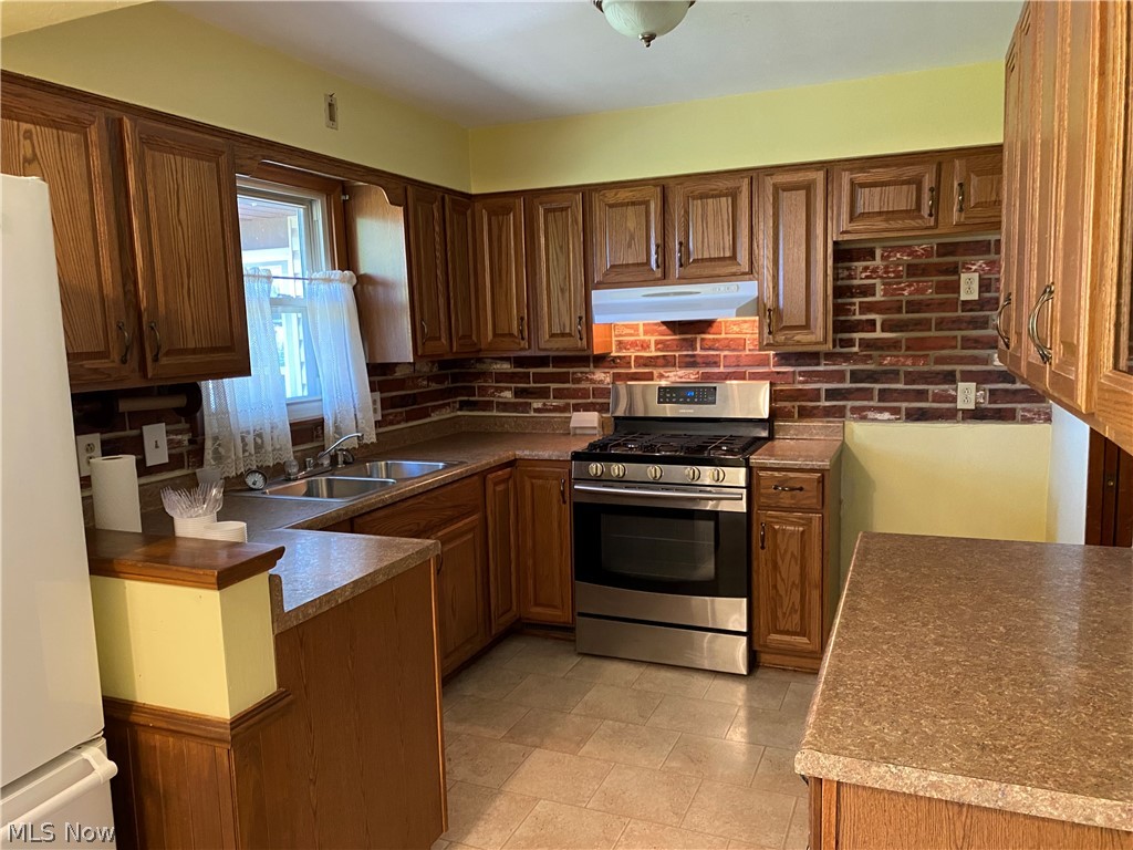 4700 Woodridge Drive Austintown OH 44515