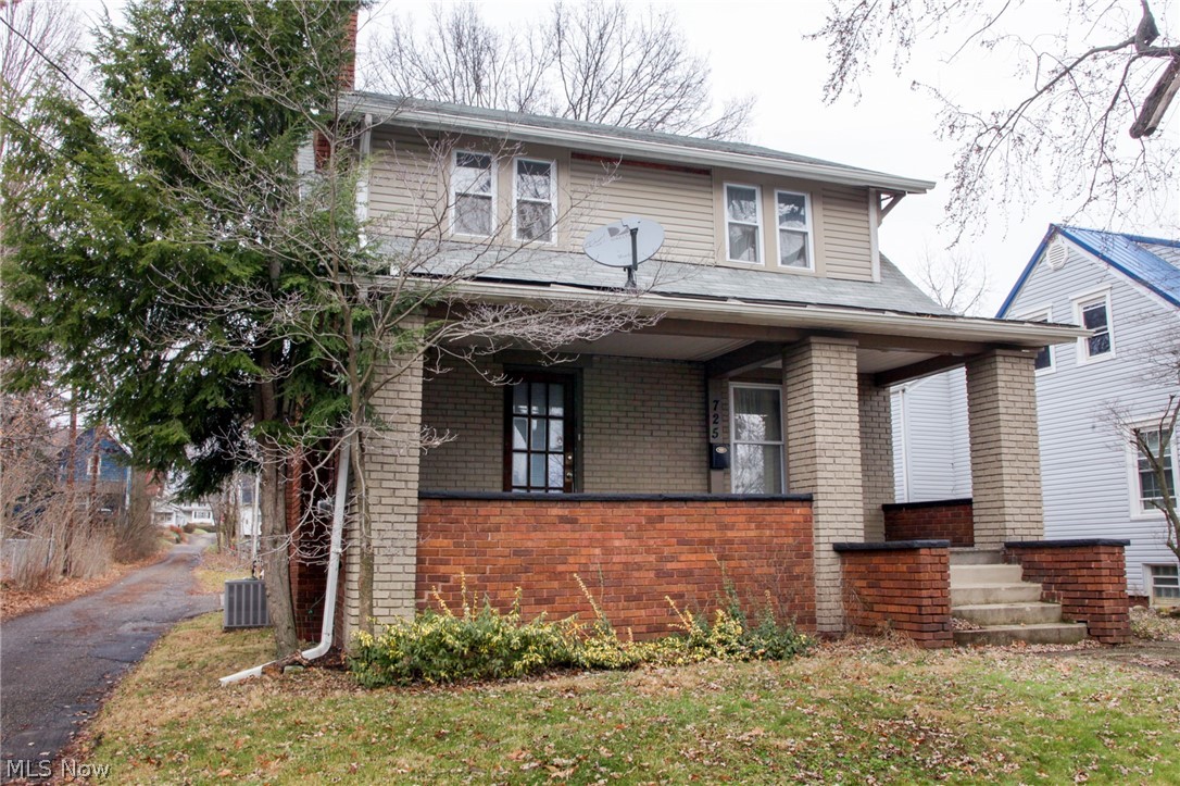 725 22nd Street NW Canton OH 44709