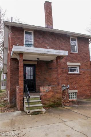 725 22nd Street NW Canton OH 44709