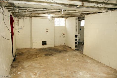 725 22nd Street NW Canton OH 44709