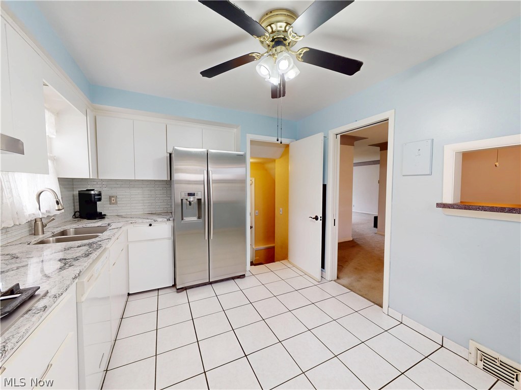 26361 Elinore Avenue Euclid OH 44132