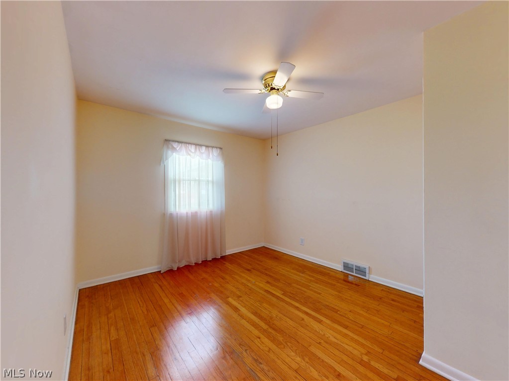 26361 Elinore Avenue Euclid OH 44132