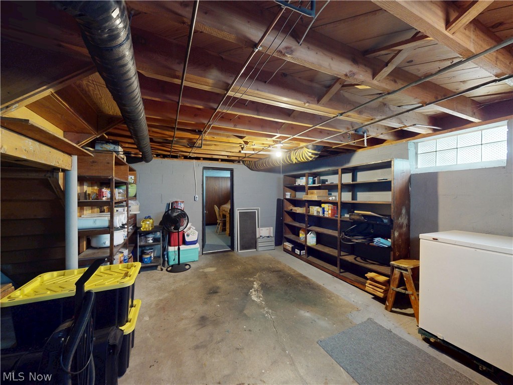 26361 Elinore Avenue Euclid OH 44132