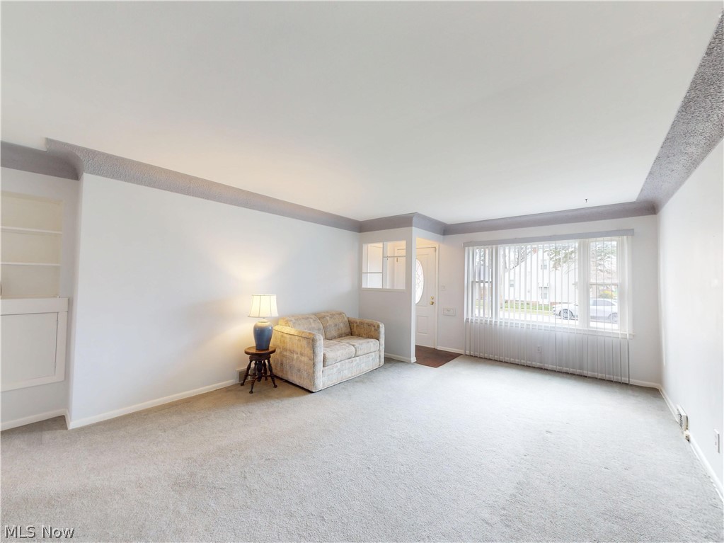 26361 Elinore Avenue Euclid OH 44132