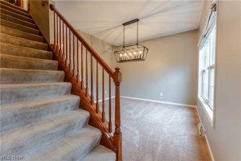 1433 Logan Lane Wooster OH 44691