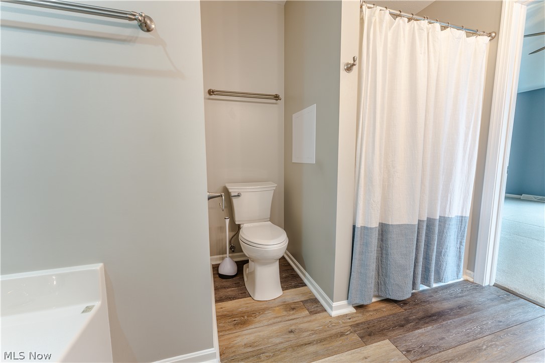 1433 Logan Lane Wooster OH 44691