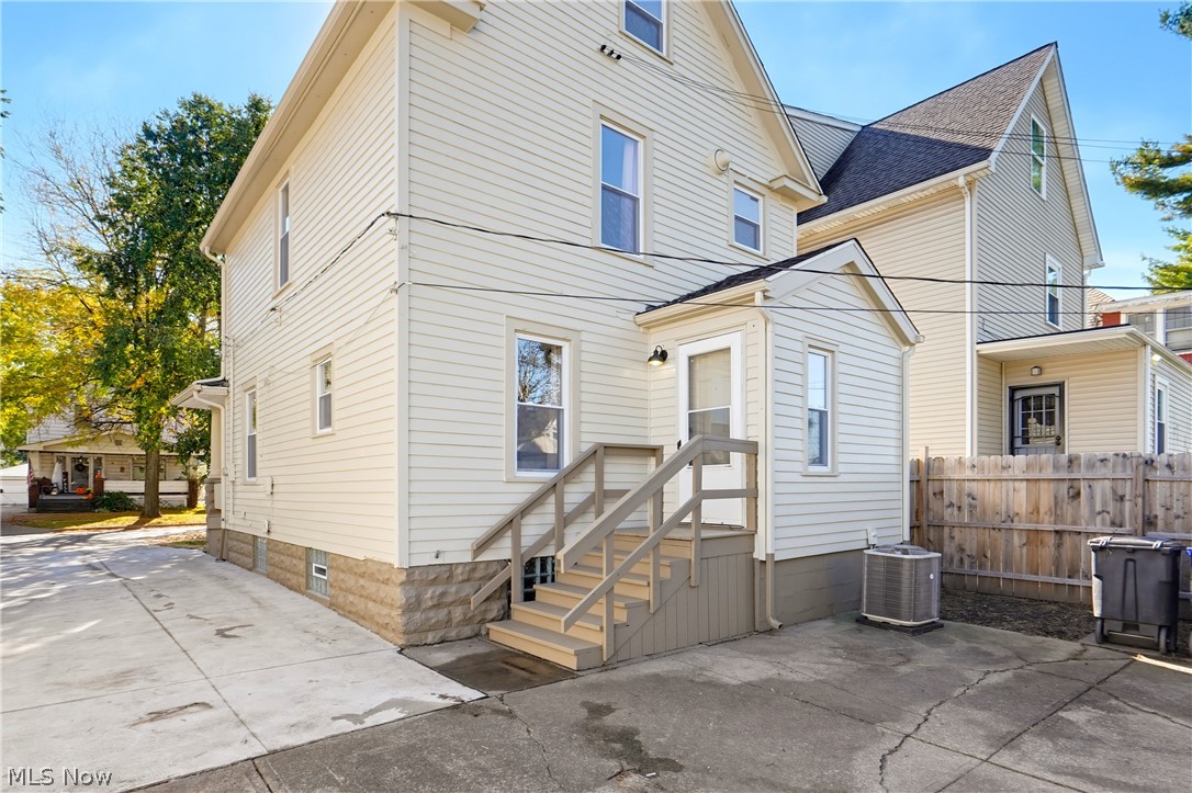4316 Memphis Avenue Cleveland OH 44109