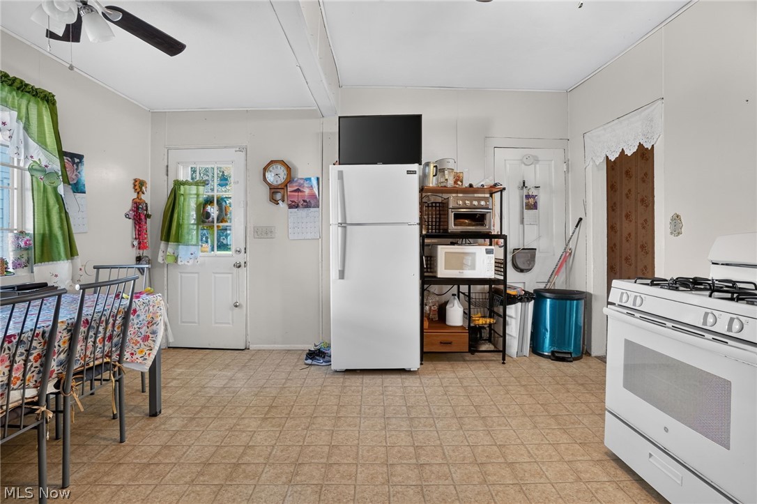 429 W Main Street Geneva OH 44041