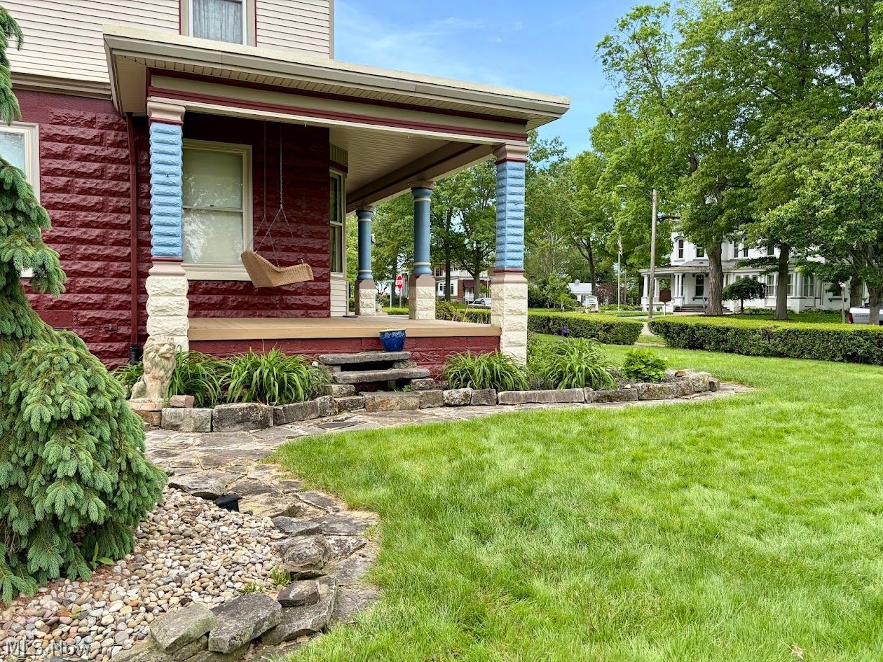 404 E Iron Avenue Dover OH 44622