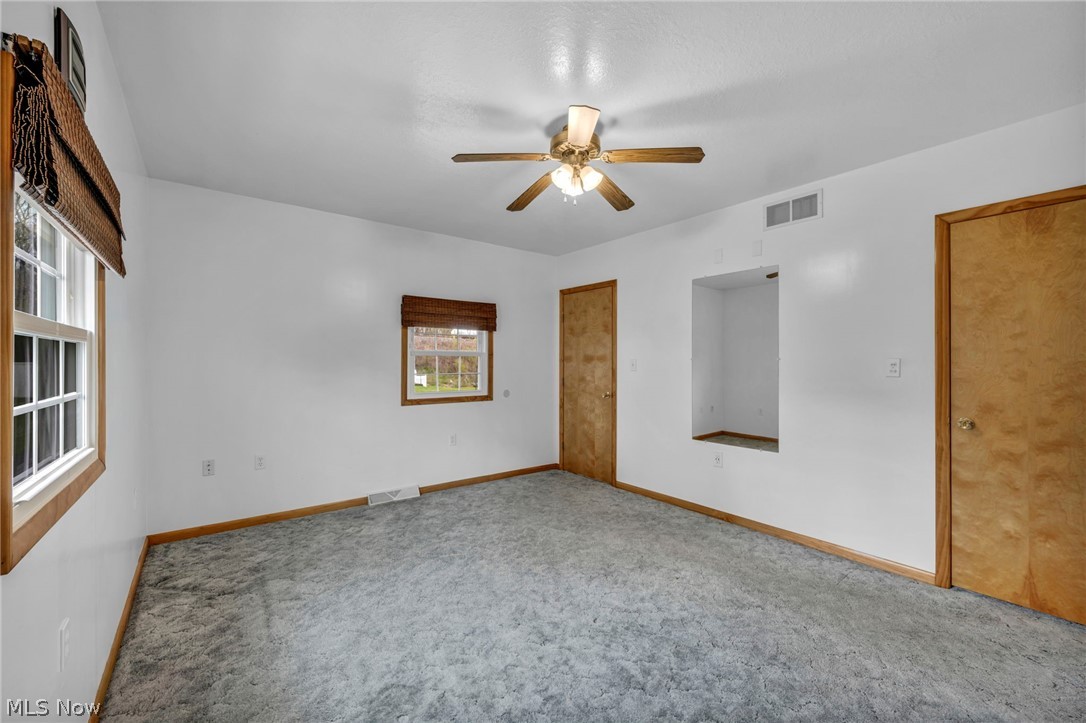 17 E Franklin Street Newton Falls OH 44444