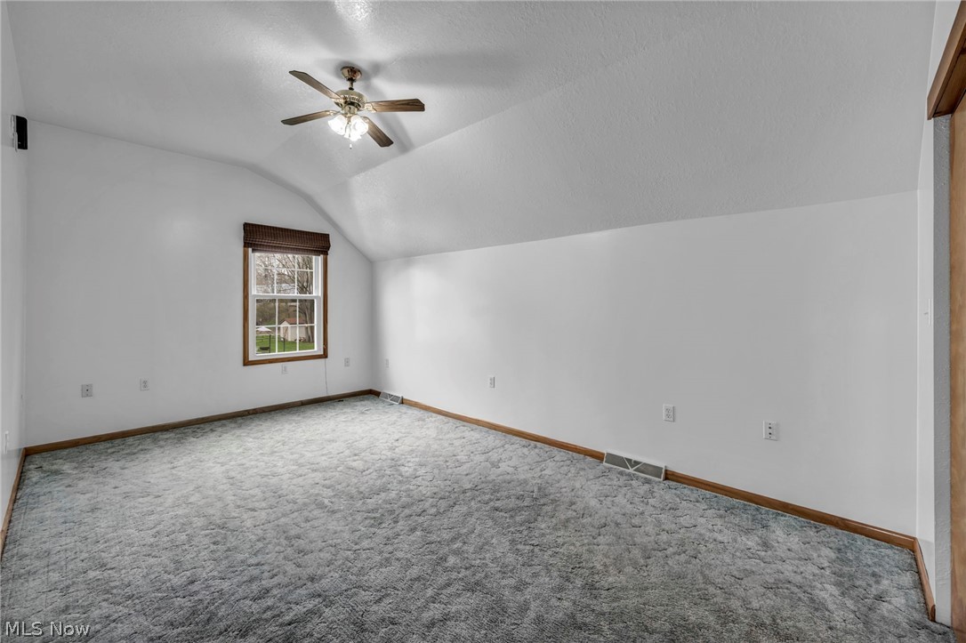 17 E Franklin Street Newton Falls OH 44444
