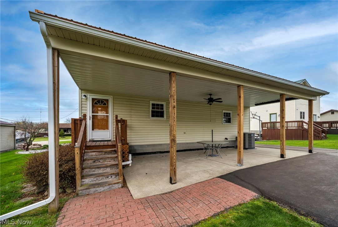 17 E Franklin Street Newton Falls OH 44444