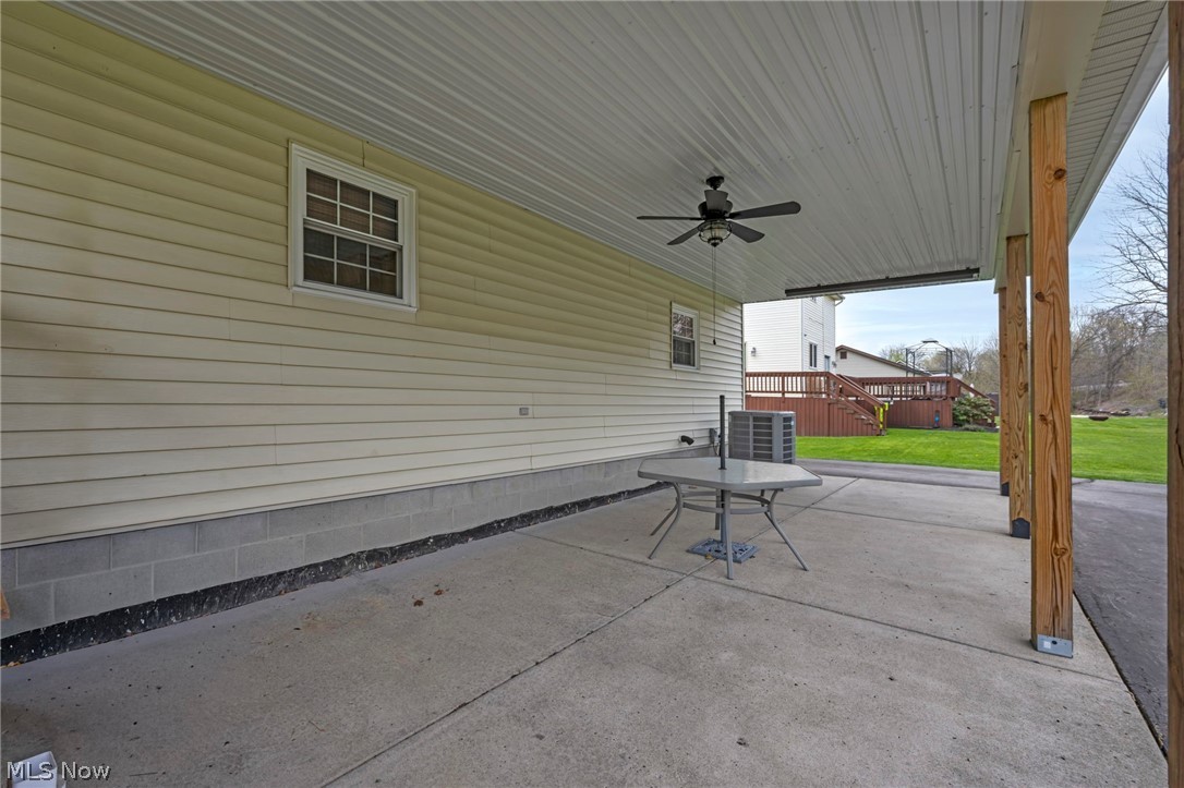 17 E Franklin Street Newton Falls OH 44444