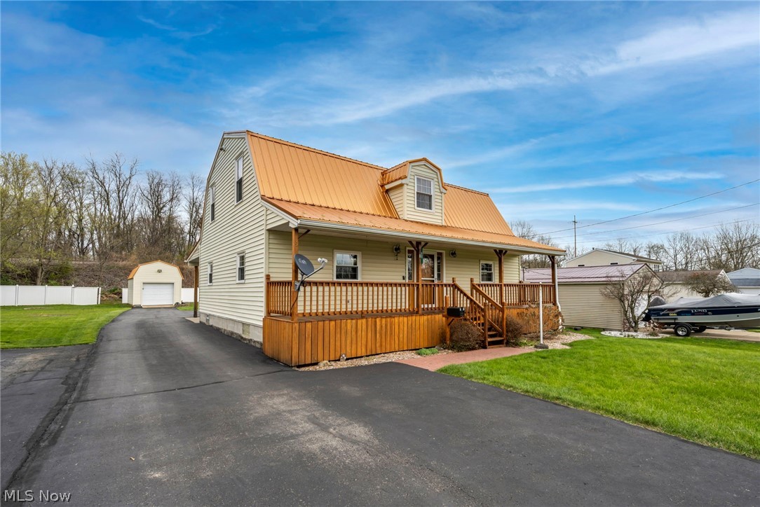 17 E Franklin Street Newton Falls OH 44444