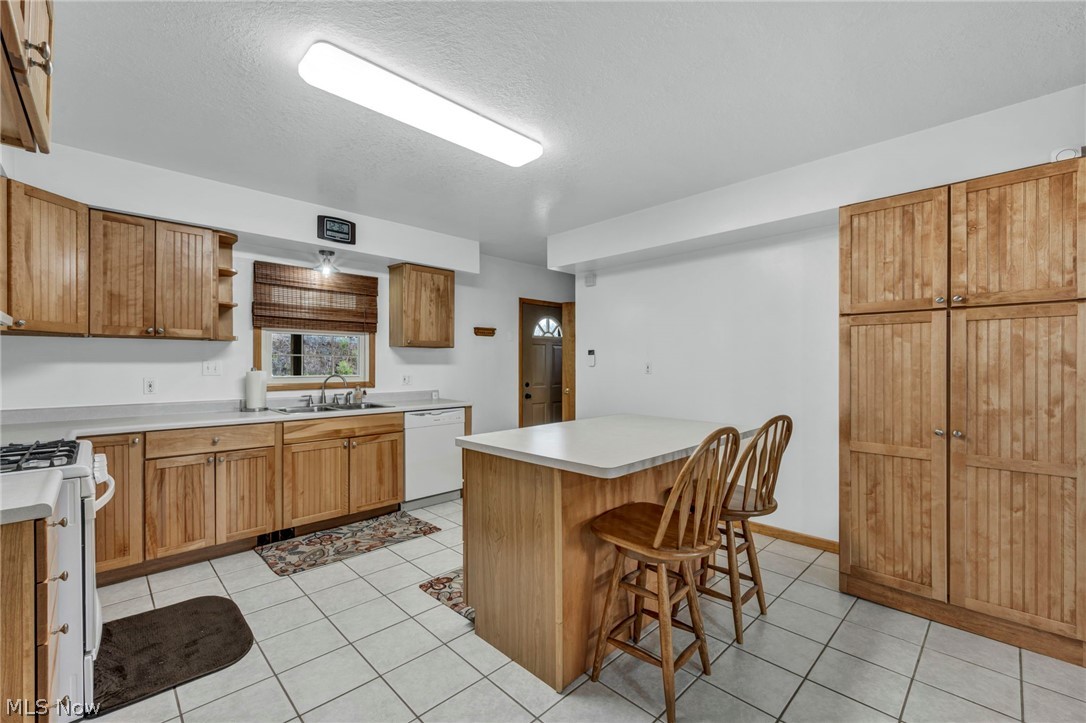17 E Franklin Street Newton Falls OH 44444