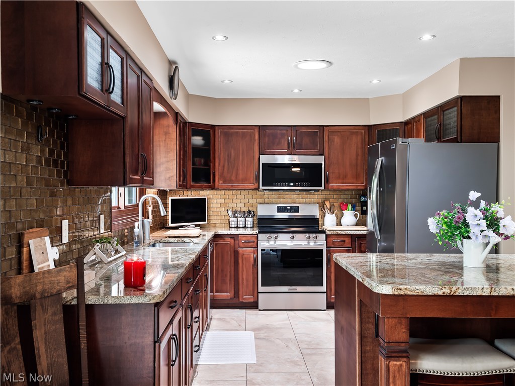 6515 Brookside Road Independence OH 44131