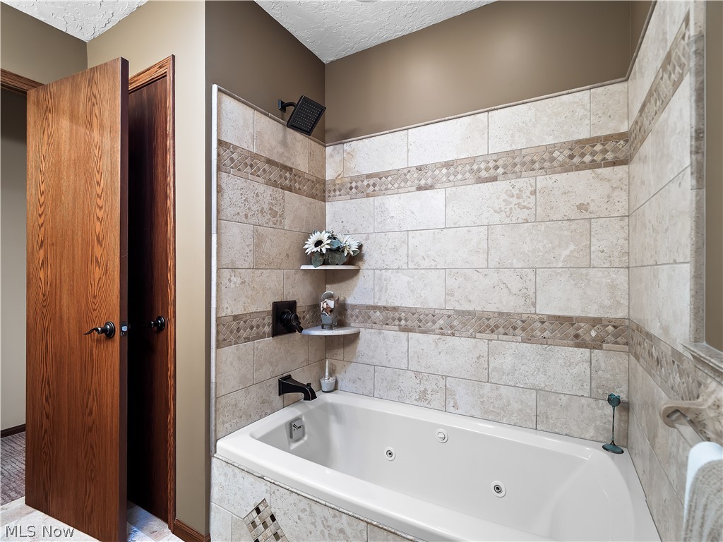 6515 Brookside Road Independence OH 44131