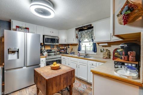 888 Mill Road Ravenna OH 44266