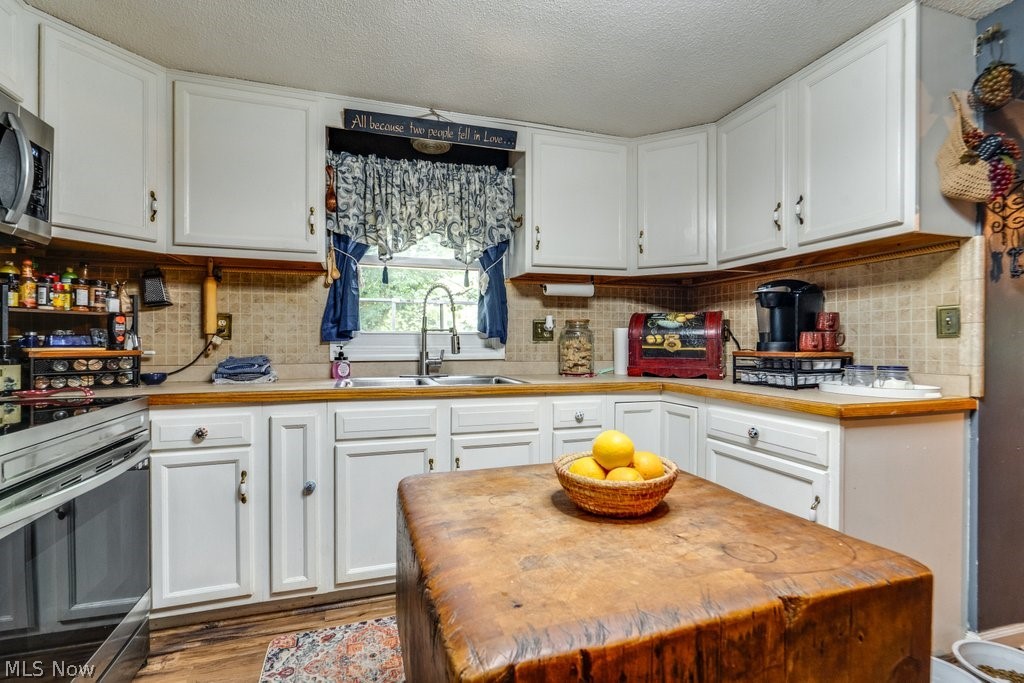 888 Mill Road Ravenna OH 44266