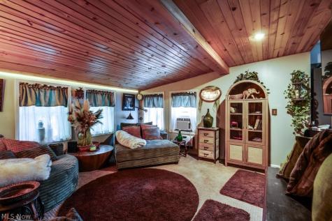 888 Mill Road Ravenna OH 44266