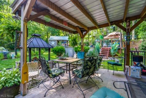888 Mill Road Ravenna OH 44266