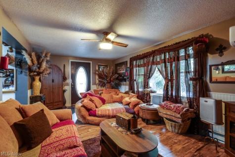888 Mill Road Ravenna OH 44266