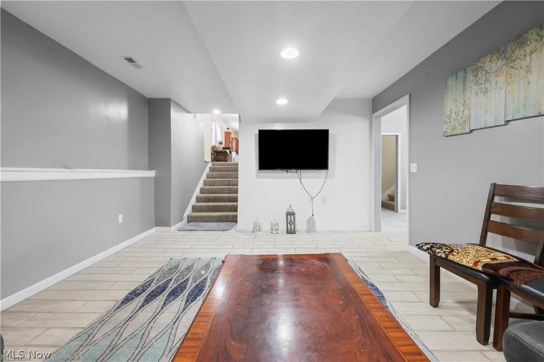 593 Silvercrest Road Wadsworth OH 44281