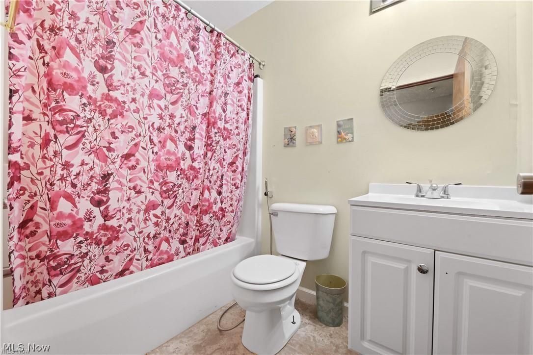 593 Silvercrest Road Wadsworth OH 44281