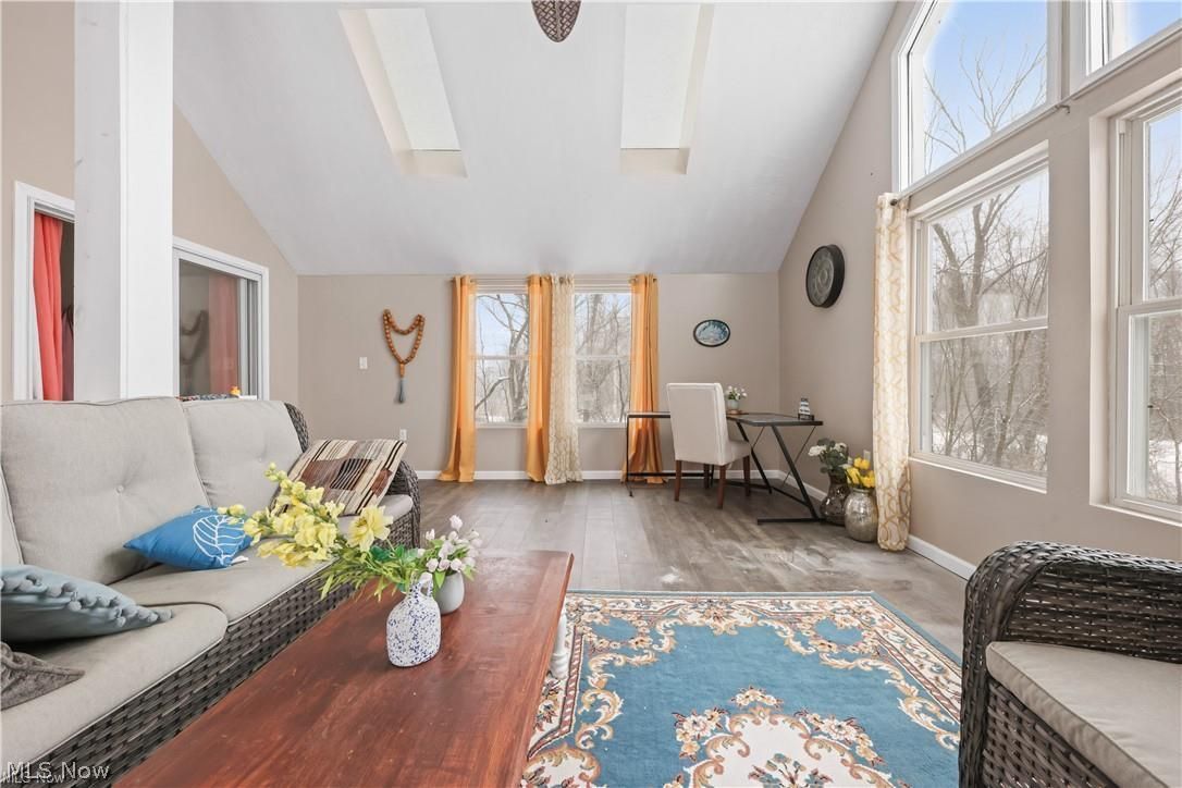 593 Silvercrest Road Wadsworth OH 44281