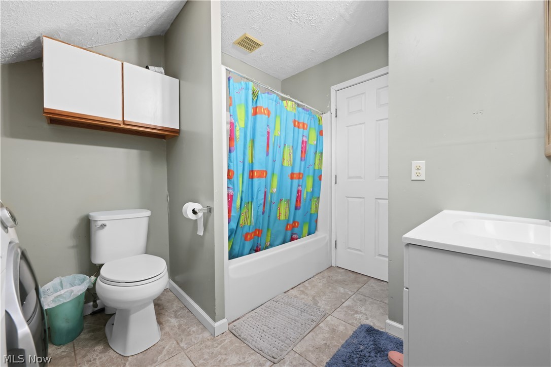 593 Silvercrest Road Wadsworth OH 44281