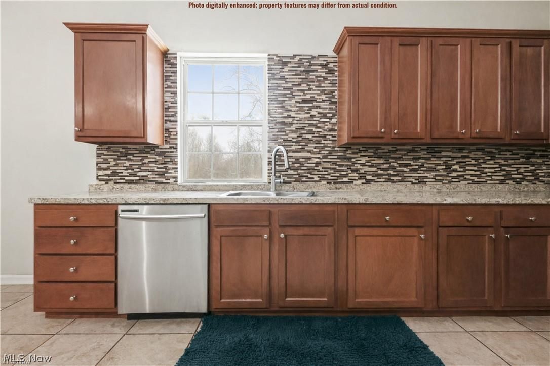 593 Silvercrest Road Wadsworth OH 44281