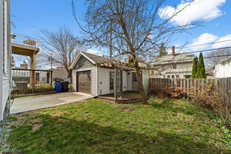 1362 W 61st Street Cleveland OH 44102