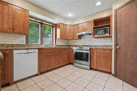 2882 Sharon Copley Road Medina OH 44256