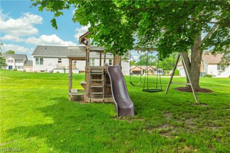 2633 Shamrock Way Wooster OH 44691