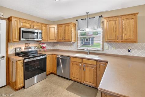 2633 Shamrock Way Wooster OH 44691